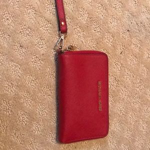Micheal Kors Wristlet